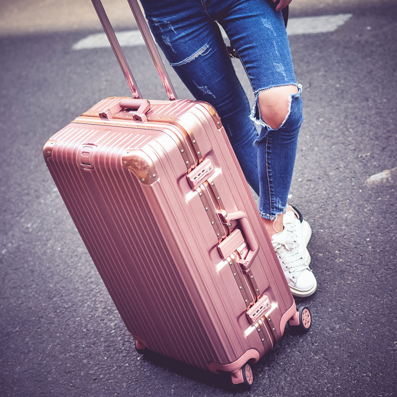 Package Fashion 2025 New Anti Scratch Aluminum Alloy Luggage with ABS+PC Material Business Travel Universal Wheels Available in Multiple Sizes Aluminum Frame Rivet Design